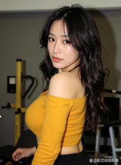 边做边吃奶小视频制作界面